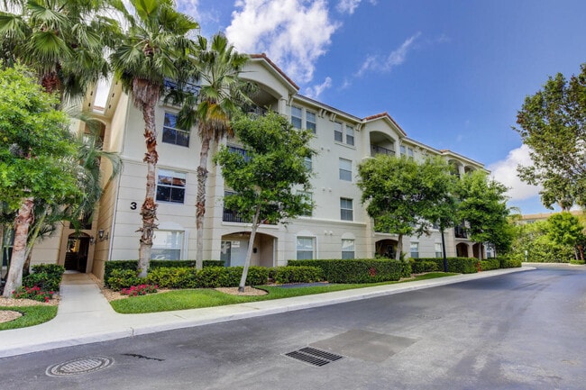 Photo - 2404 Tuscany Way