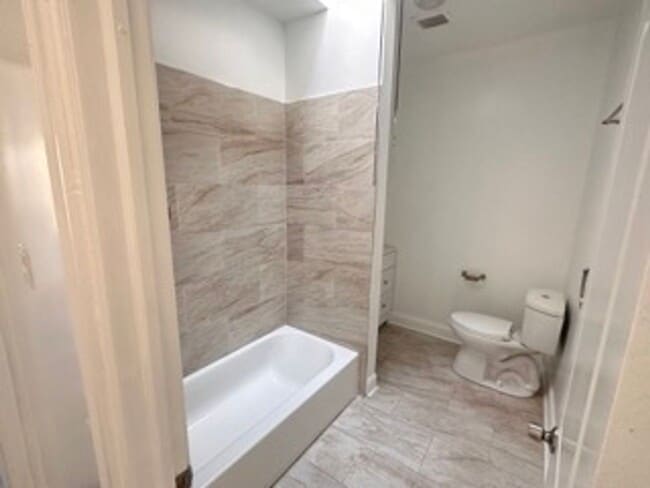 5036 Walnut St Unit 3FL
