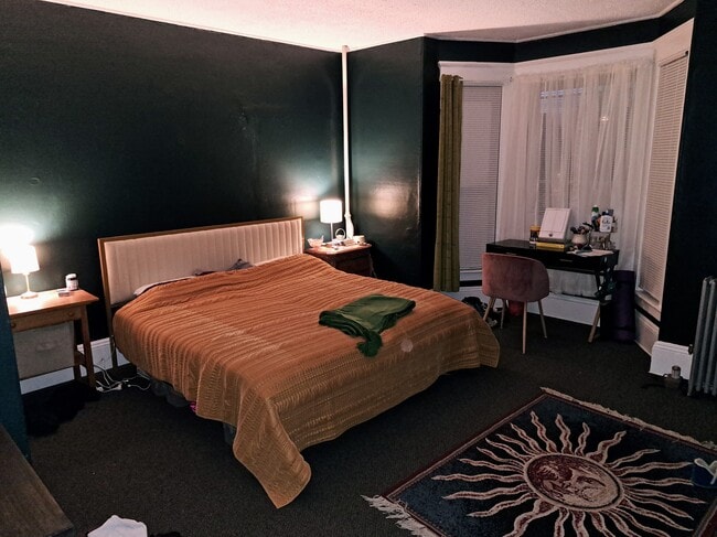 Building Photo - 357 Portland St Unit A