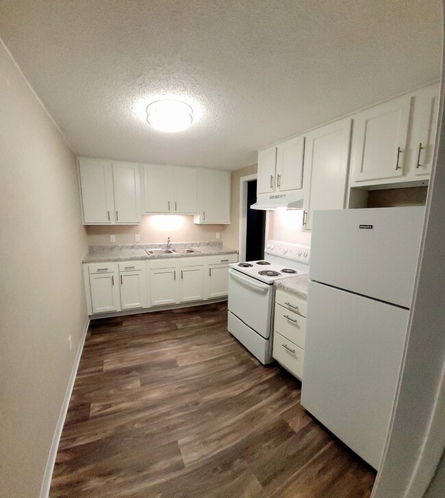 Upgraded Two Bedroom Kitchen