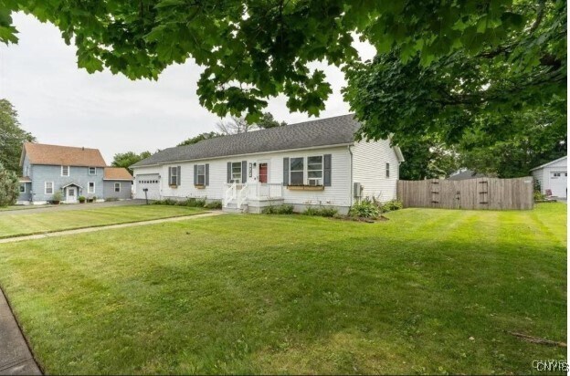 Photo - 822 Davidson St Townhome