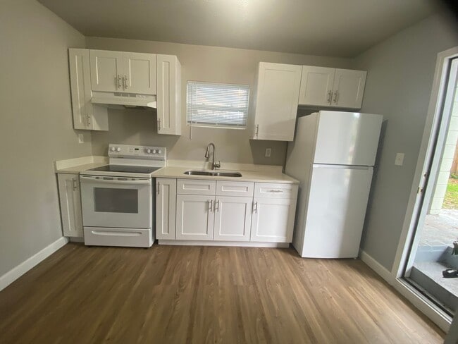 Photo - 962 19th Ave S Unit 962-C