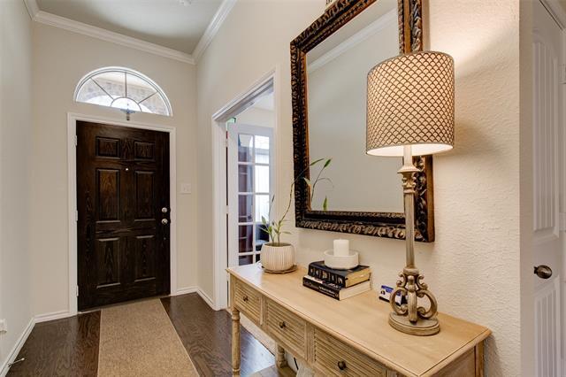 Photo - 531 Sydney St