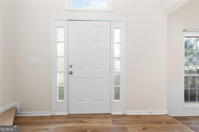 Photo - 1090 Norwalk Trce