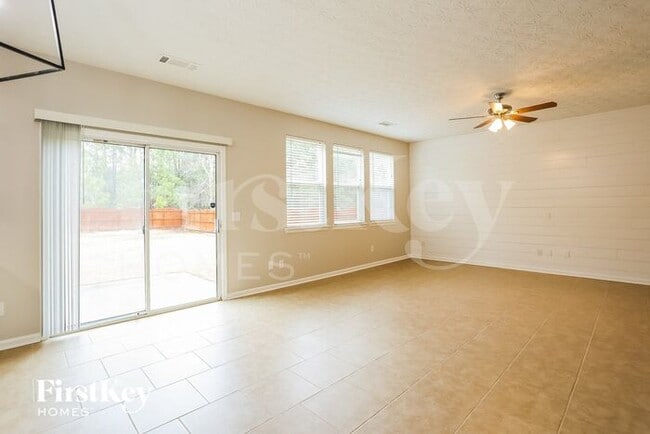 Photo - 96 Parkmont Ln