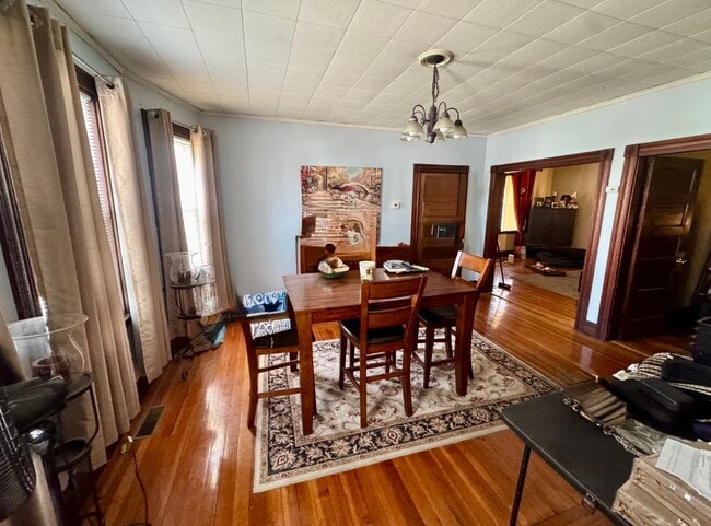 Photo - 141 Whitwell St Unidad 1