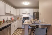 2BR, 2BA - 1,100 SF