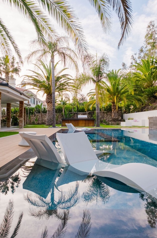 Photo - 25879 Chalmers Pl