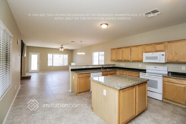 Photo - 15940 W Mauna Loa Ln