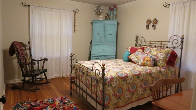 Photo - 1109 E 14th St