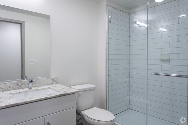 5BR, 5BA- 1,565SF - Bathroom - The Parker