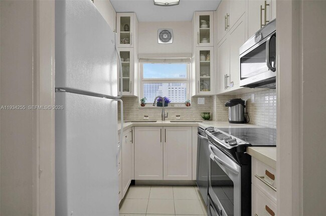 Photo - 4747 Collins Ave Unit 510