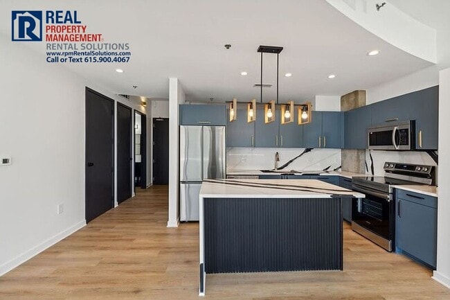 Photo - Modern, high-end condo in the ICON! So many amenities!