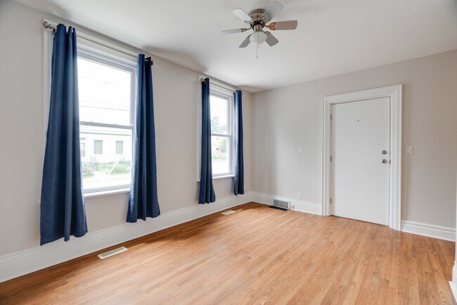 Photo - 206 Clarence St Unité Main