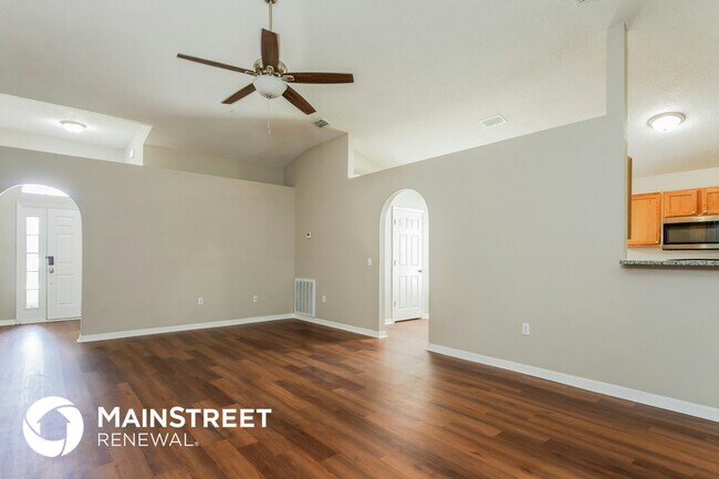 Photo - 930 Deming Dr