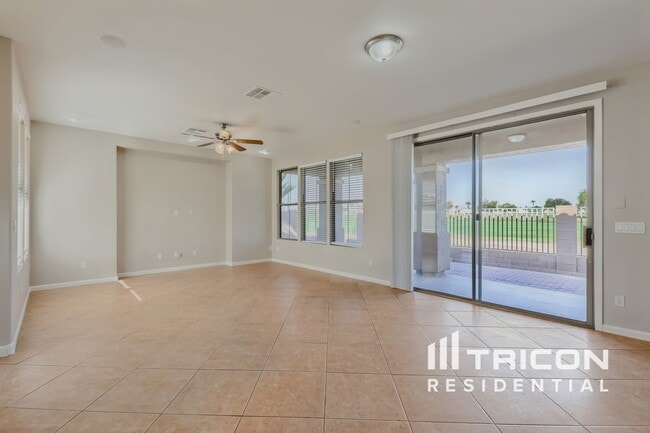 Photo - 13574 W Cypress St