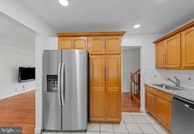 Photo - 4702 Eaton Pl