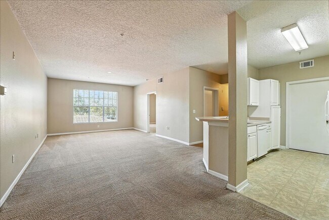 Photo - 5560 Metrowest Blvd Unit #108