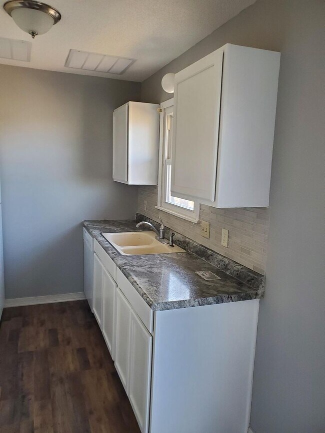 Photo - 1441 N Smith Ct Apartment Unit 1441 N. Smith Ct #4