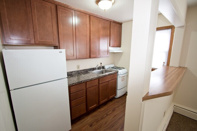 Highland Towers Apartments