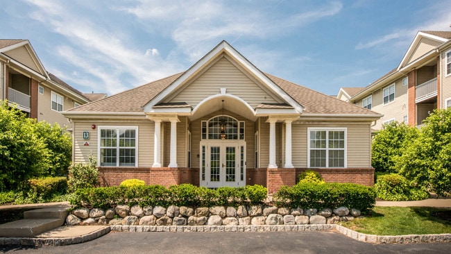 The Highlands at South Plainfield Apartments Leasing Office - The Highlands at South Plainfield