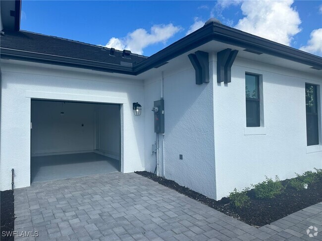 Building Photo - 13000 Georges Cay Pl Rental