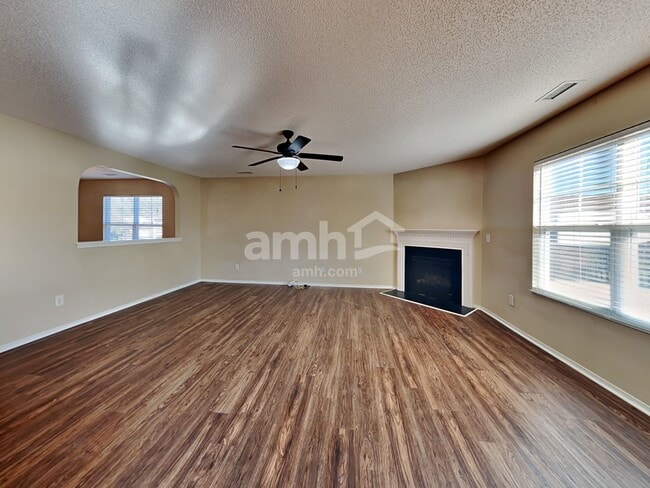 1016 Naylor Rd