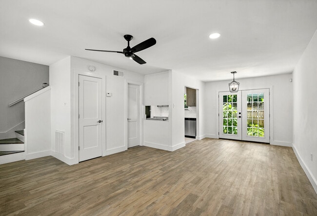 Photo - Zurqui on Fox Run