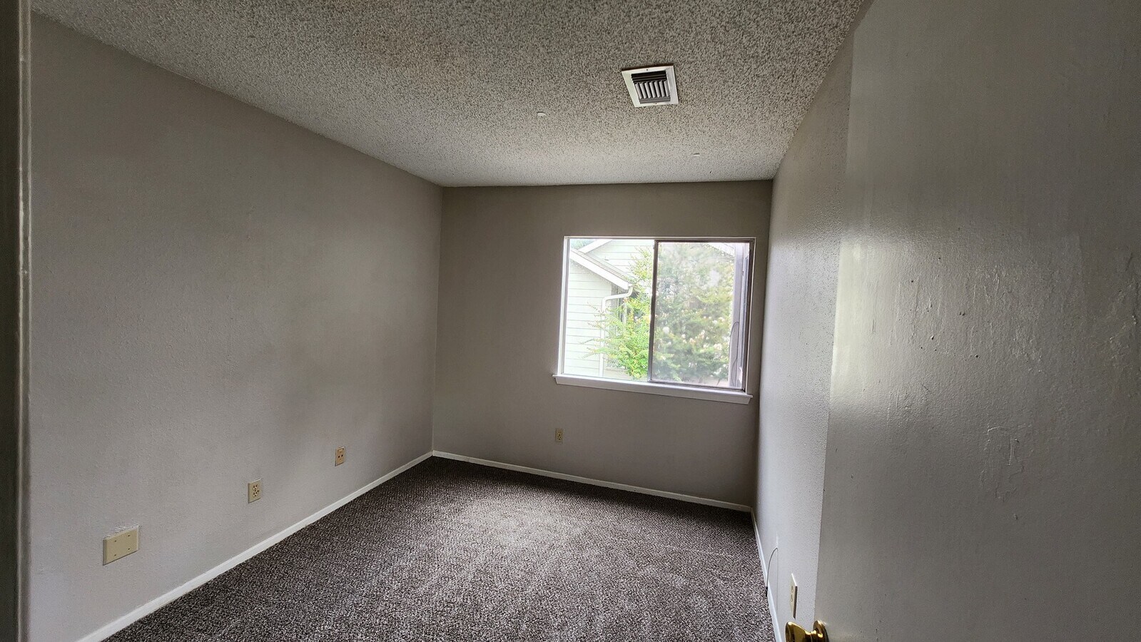 Photo - 7097 Greenway Chase St
