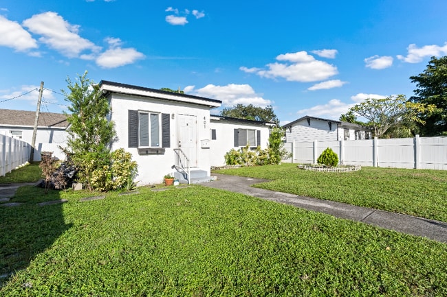 Photo - 401 NW 16th Ave Unidad Apt S