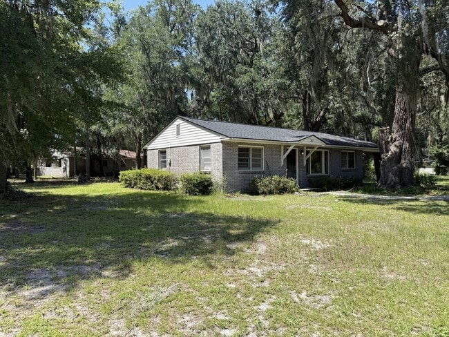 Photo - 307 Strickland St