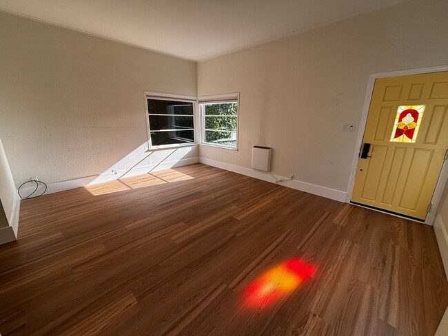 Photo - Charming duplex-style house in the heart of Green Lake and Tangletown