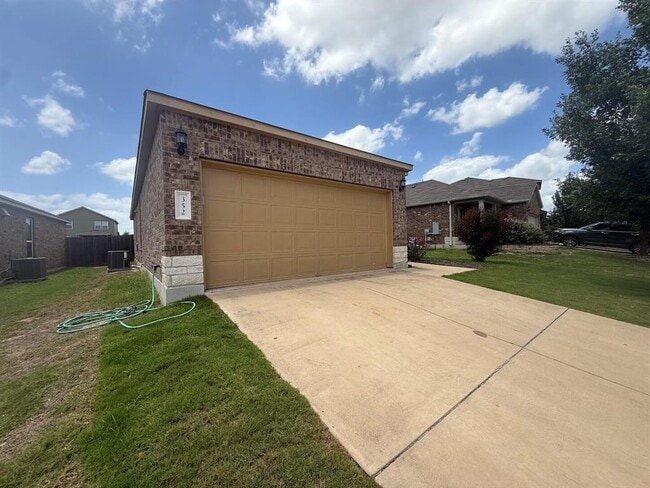 Photo - 352 Martha Dr