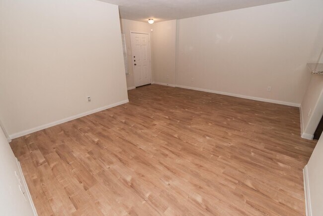 Photo - 2915 Aspen Mdw