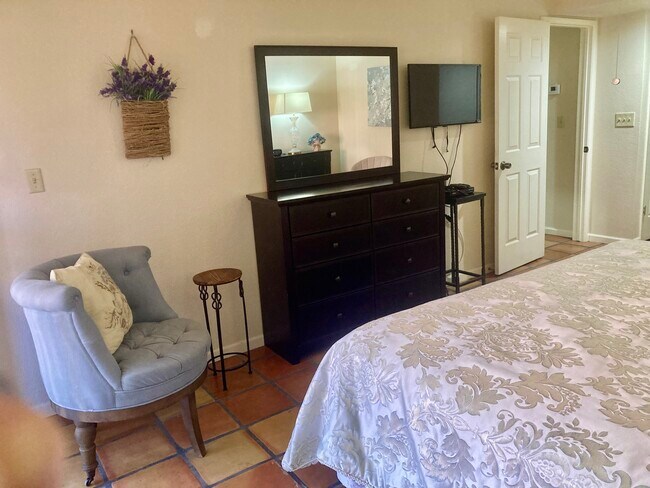 Photo - 4303 E Cactus Rd Unit 117B