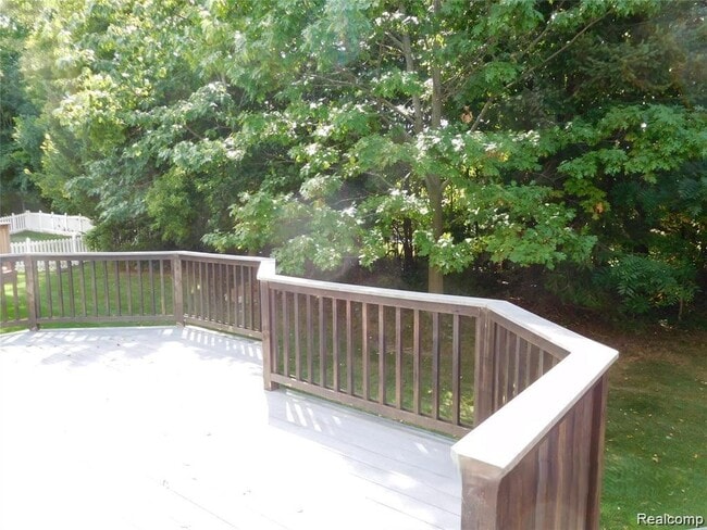 Photo - 29377 Whistler Dr