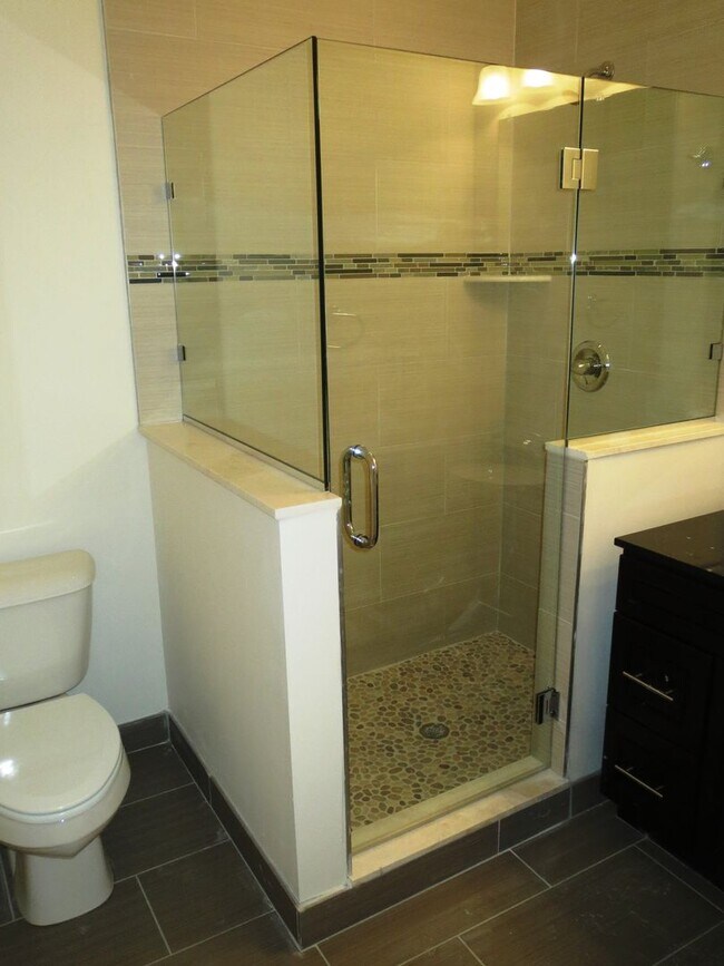 Photo - 1614 Ogden St Unit A - Top Floor