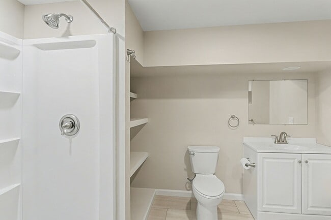 Photo - 100 Old York Rd Unit 100 Old York Rd. D