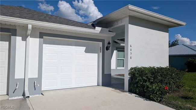 Photo - 6058 Lacota Ave