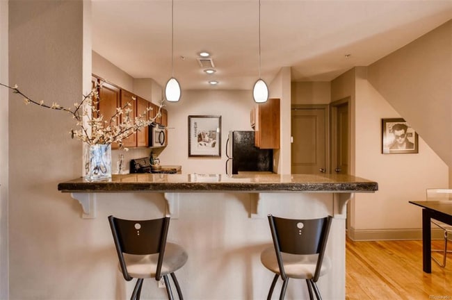 Photo - 3211 Zuni St