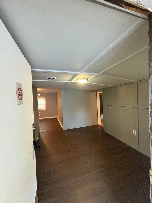Photo - Knoxville 37912 - 3 bedroom, 1 bath home -...