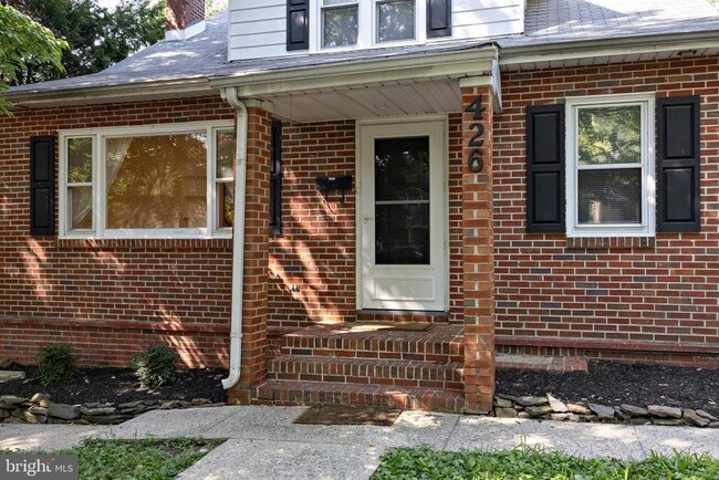 Photo - 426 4th Ave