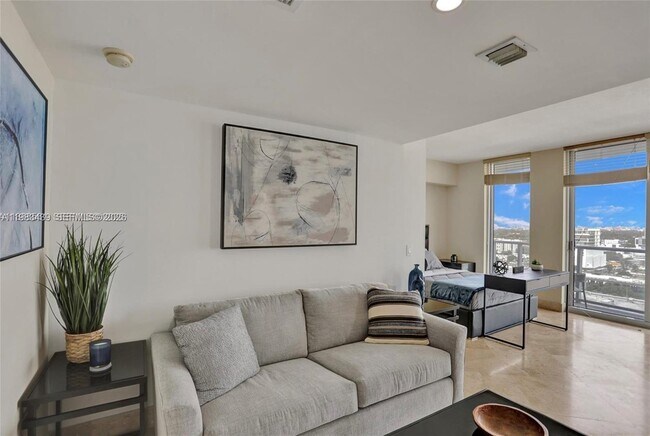 Photo - 185 SW 7th St Unit 1600