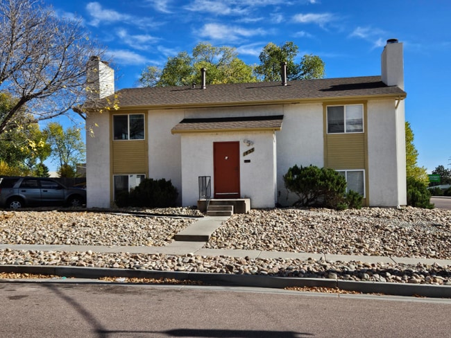 Photo - 1855 Zebulon Dr Unidad A