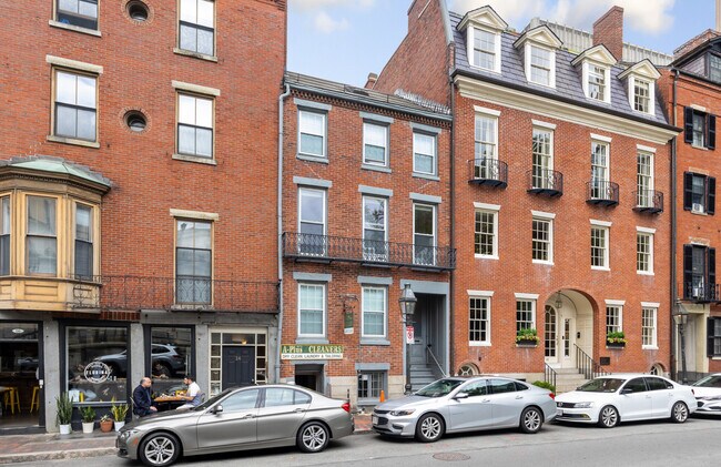 Photo - 10 Derne St