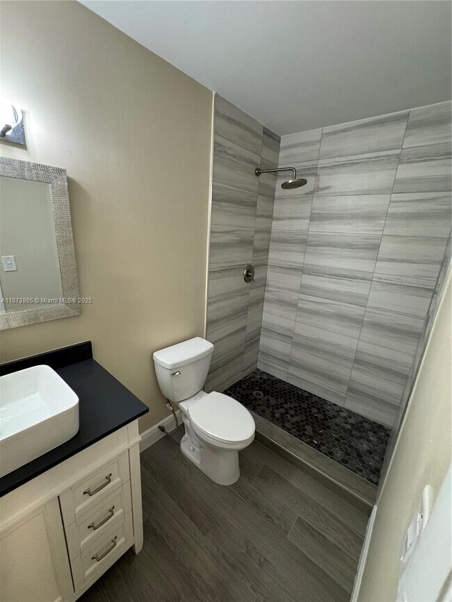 Photo - 9450 SW 61st Way