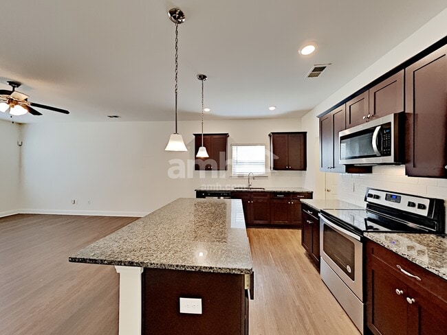 Photo - 179 Makenna Dr