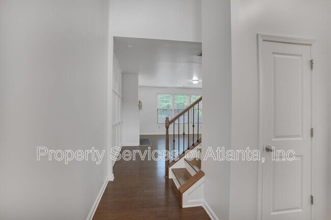 Photo - 268 Stone Park Dr