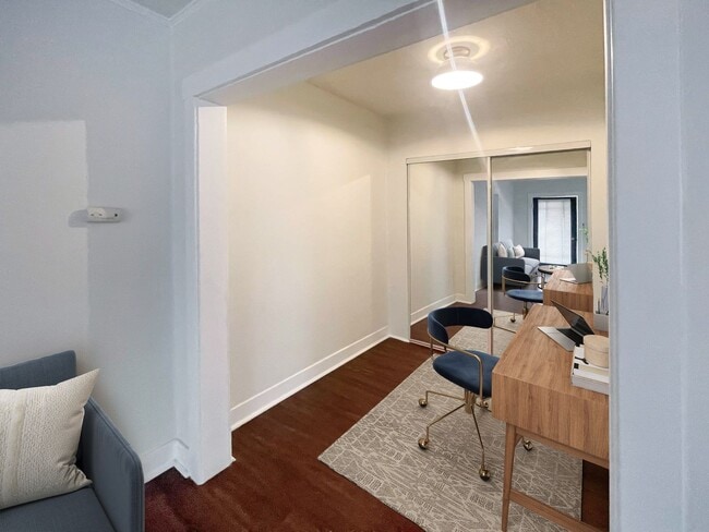 Photo - 210 Loma Ave Unidad C