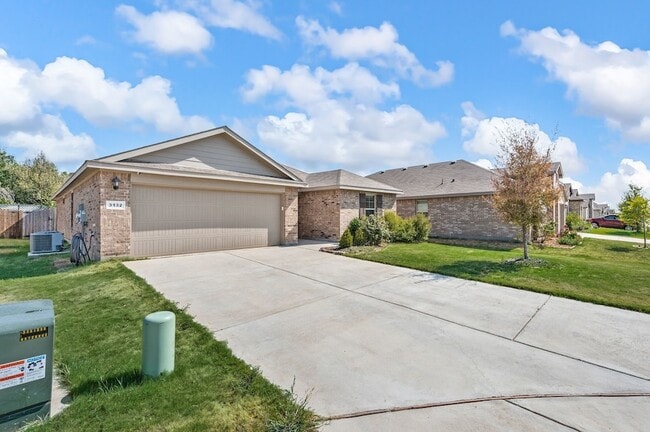 3132 Newfield Ct